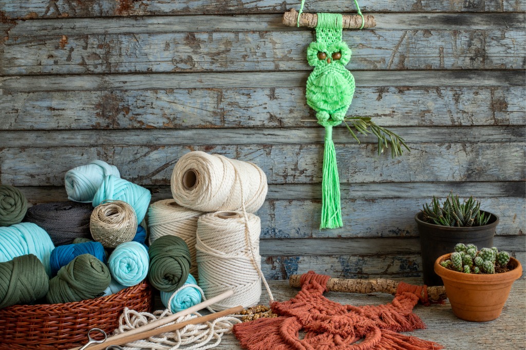 Home DIY Ideas Using Yarn