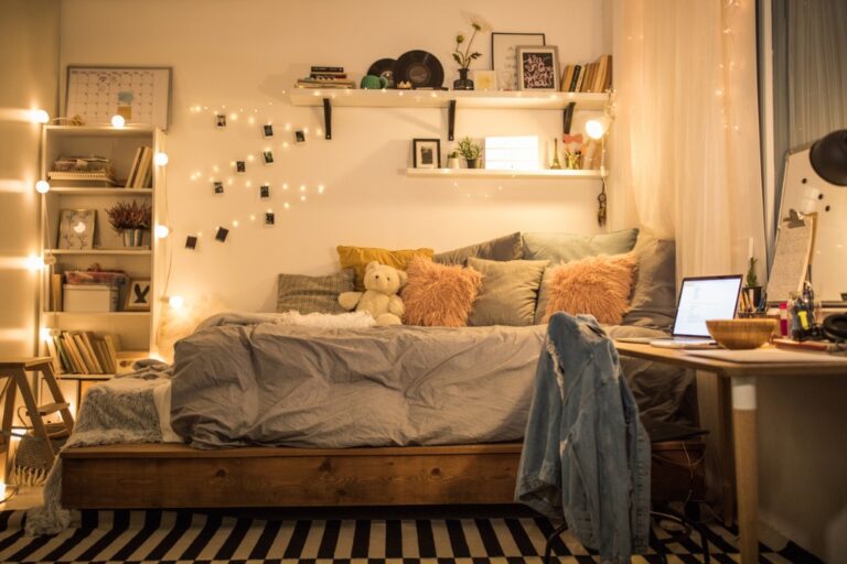 20 DIY College Dorm Room Ideas That Feel Like Home